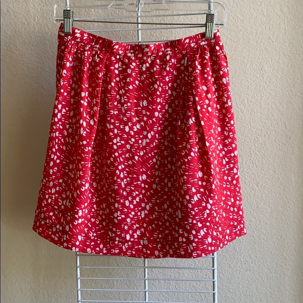 Banana republic red and white spot skirt